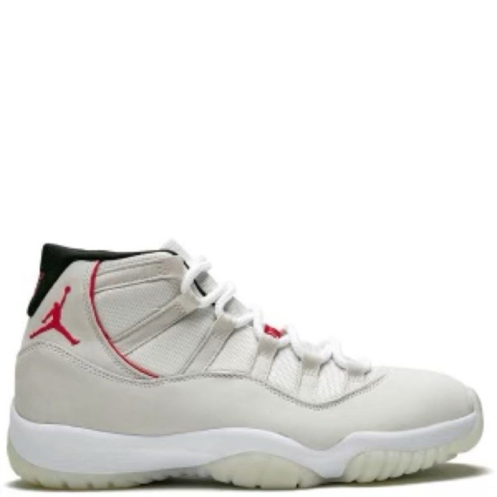Jordan
Air Jordan 11 Retro platinum tint - Picture 4 of 5